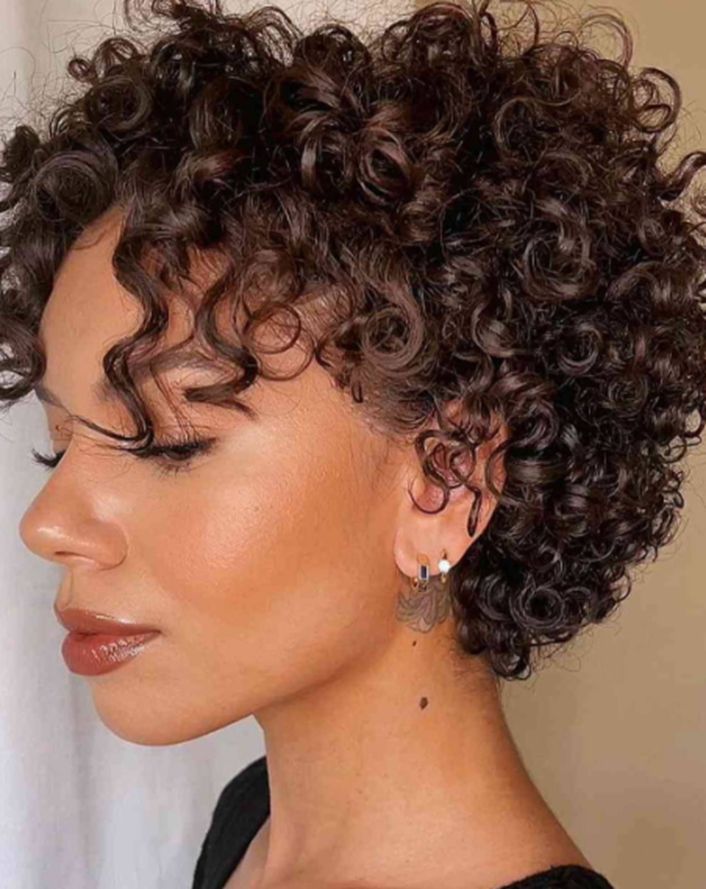 Curly Short Hairstyle For Teenage Girl
