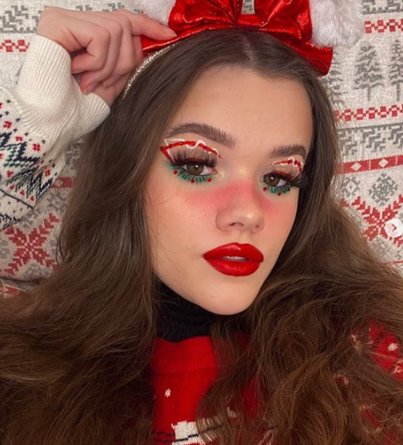Holly Jolly Pretty Christmas Makeup Ideas