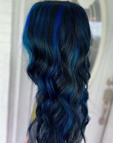 Long Wavy Black And Blue Hair Color Ideas