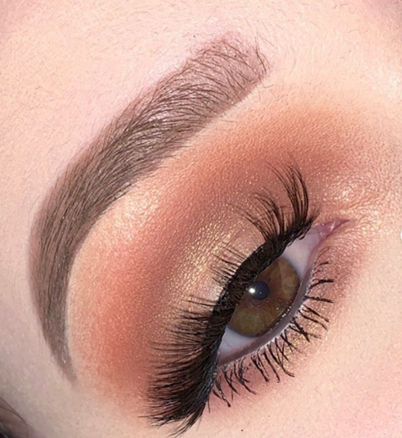 Minimal Eyes With A Dewy Base Natural Eyeshadow Looks