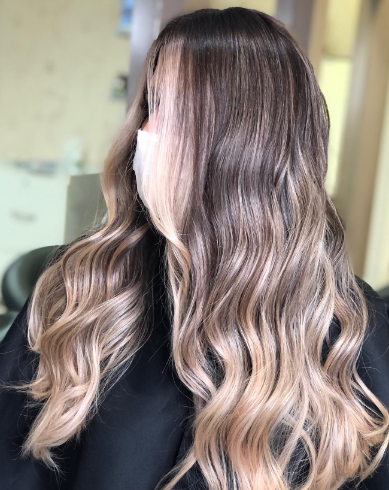 Ombre Blond Asian Hairstyle with Highlights Look