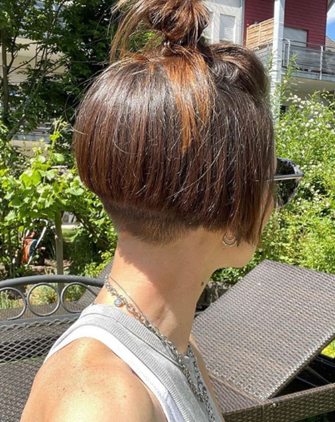 Short Ponytail With Top Bob Undercut Short Hairstyle 