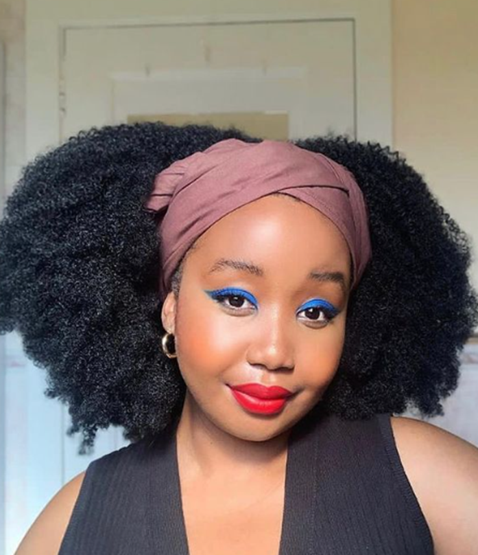 Side-Parted Curly Bob Easy And Natural Hairstyle For Black Women