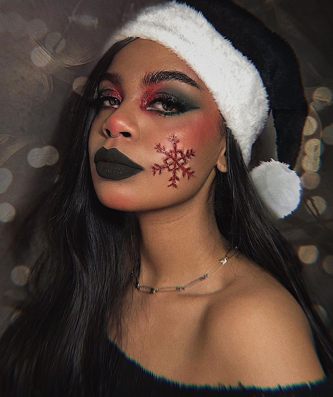 Spooky Pretty Christmas Makeup Ideas
