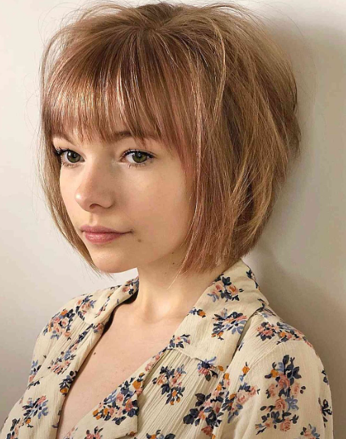 Tousled Bob Layers Short Hairstyle For Teenage Girl
