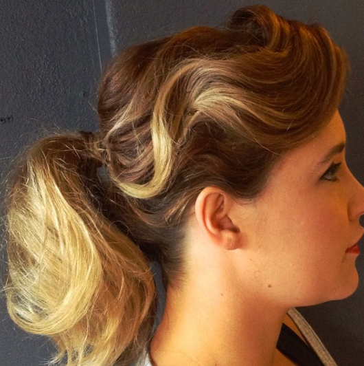 Wavy Ponytail 50s Hairstyle For Women