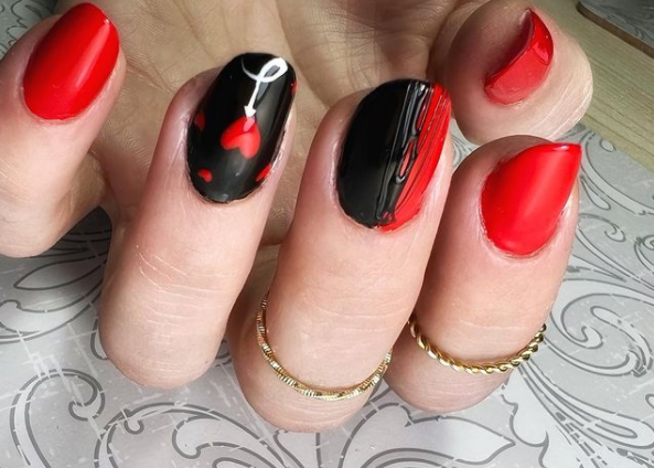 glossy nail design