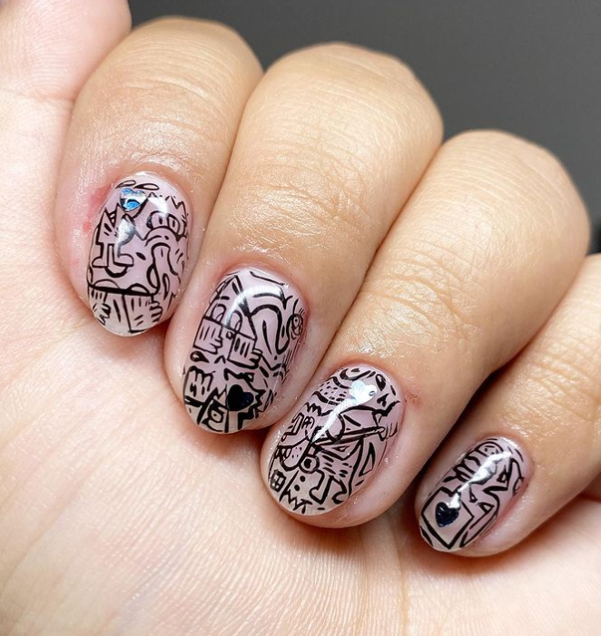 doodle nail art