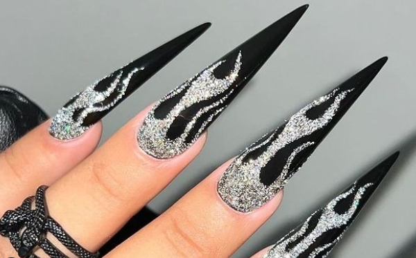 sparkle black nail art