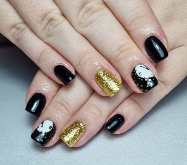 sparkling black nail design