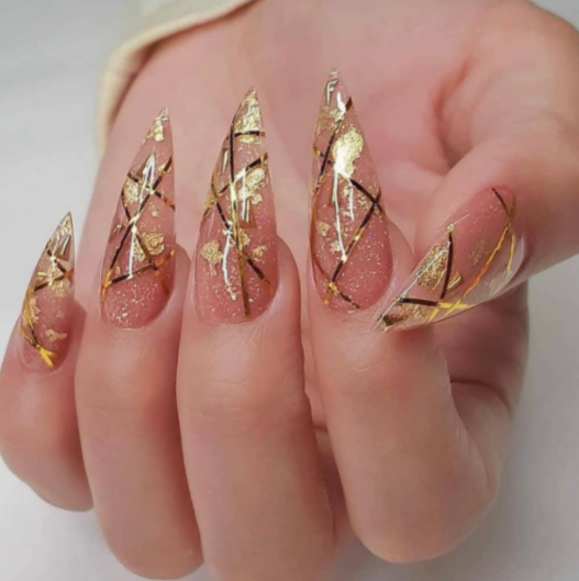 Nude nails with design 