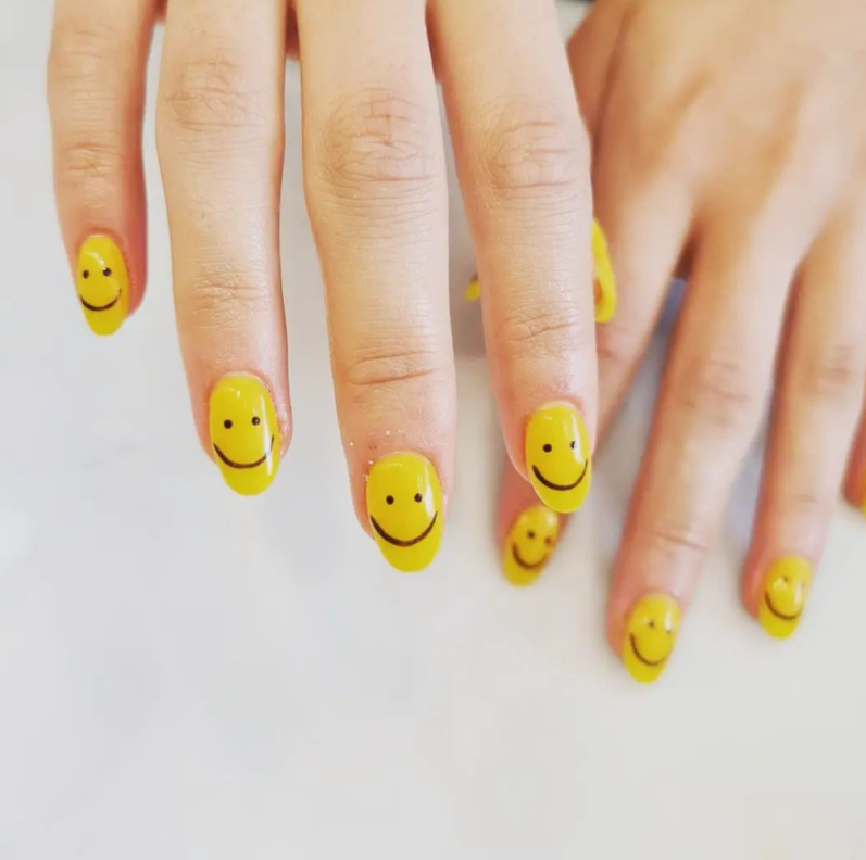 smiley nails design