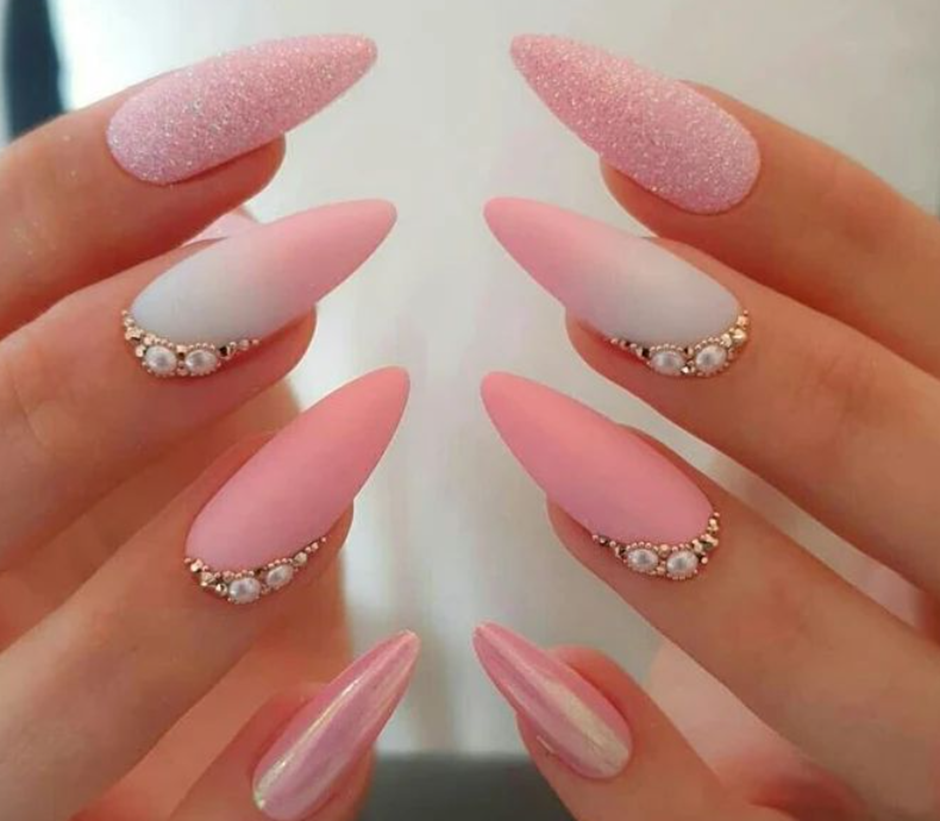 pink nails art