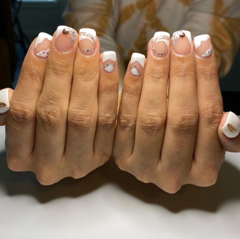 white nails with diamond