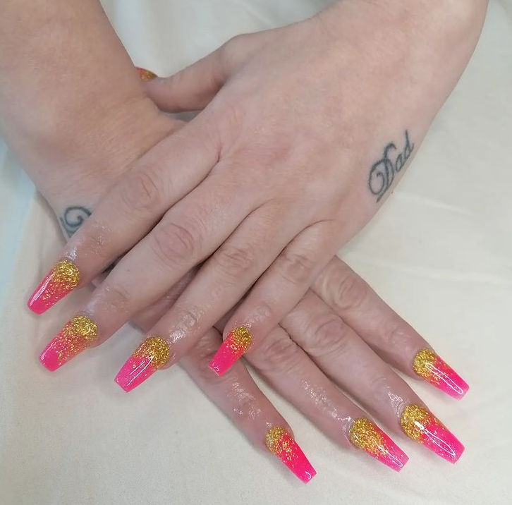 golden pink nail design
