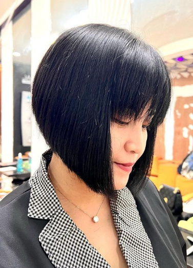 Bangs With Inverted Bob Short Hairstyle For Asian Women