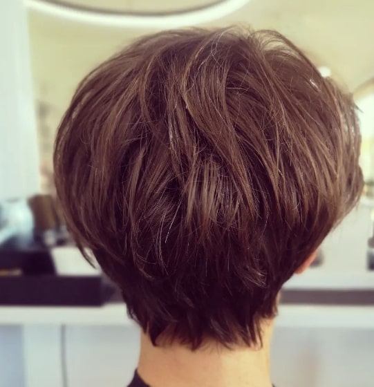 Brown Bob Feathered Short Hairstyles for Women