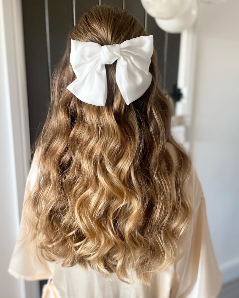 Casual Loose Curls Half Up Half Down Hairstyle