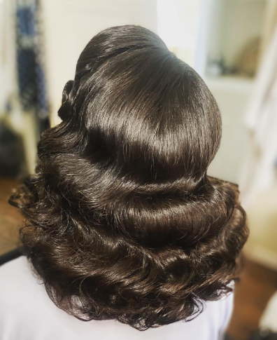 Fluffy Vintage Waves Retro Hairstyle