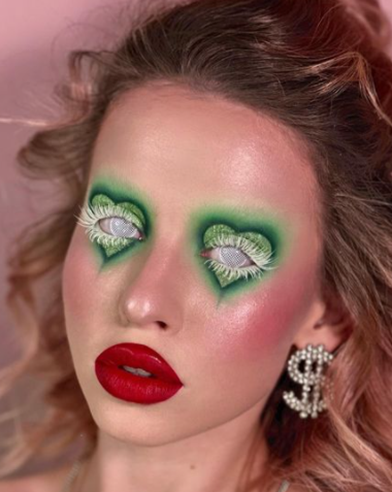 Horror Heart Green Makeup Looks