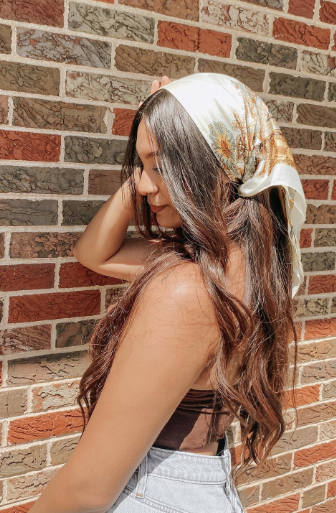Loose and Effortless Cute Bandana Hairstyle