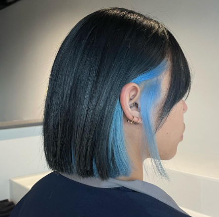 Peekaboo Blue Short Hairstyle For Asian Women