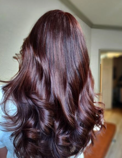 Perfect Waves Brown Hair With Red Highlights