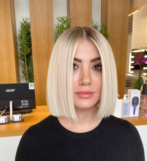 Rooty Blonde Low Maintenance Haircuts For Thick Hair