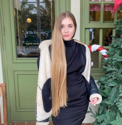 Russian Stylish Long Blonde Hairstyle