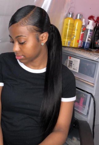 Side Part Black Ponytail Hairstyle