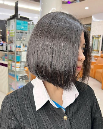 Straight Short Hairstyle For Asian Women
