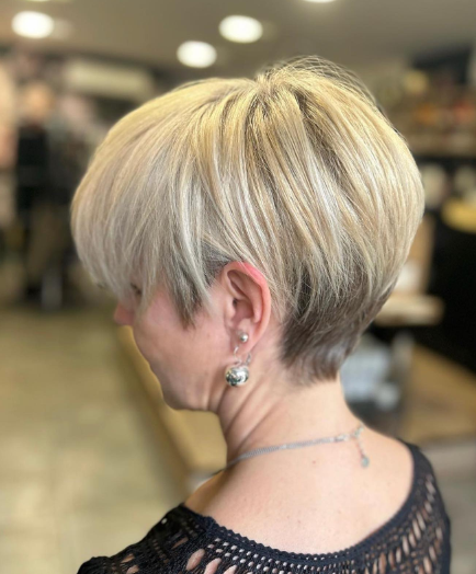 Streaky Pixie Cut Hairstyle For Thick Hair