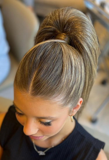 Ultra High Easy Ponytail Hairstyle