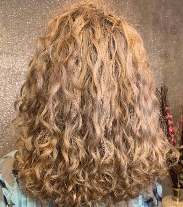 Beauty Medium Length Curly Hair