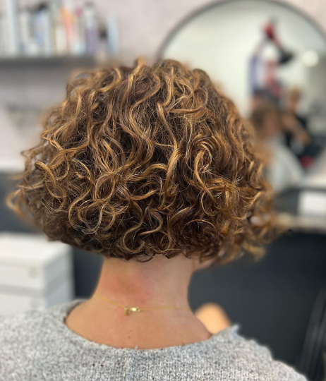 Biscuit Color short Curly Hair Style