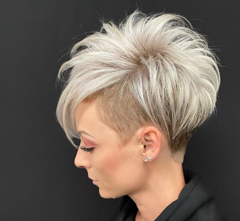 Blond Silver Short Hairstyles For Thick Hair