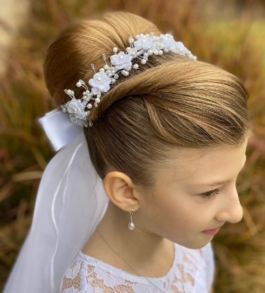 Classic Bun With Hair Ribbon For First Communion Hairstyles