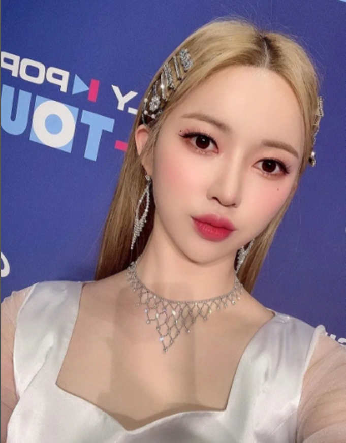 Classy Queen Korean Makeup Looks