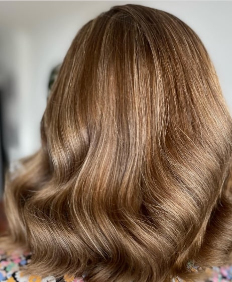 Coffee Cream Hairstyles With Caramel Highlights