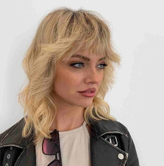 Cropped Medium-Length Haircuts For Thick Hair