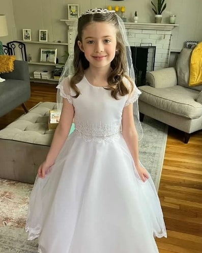 Elegant Crown Style First Communion Hairstyles