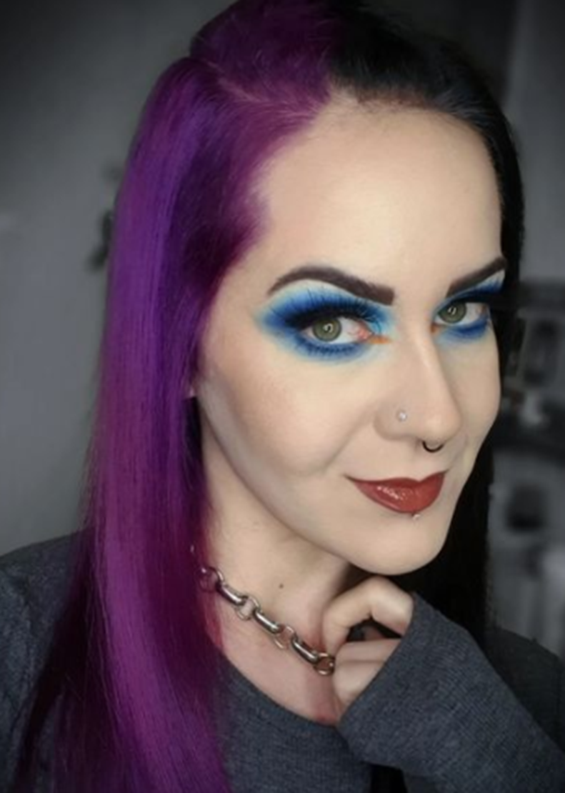 Elegant Shine Blue Makeup Looks