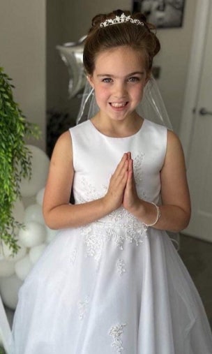 Front Puff With Crown First Communion Hairstyles