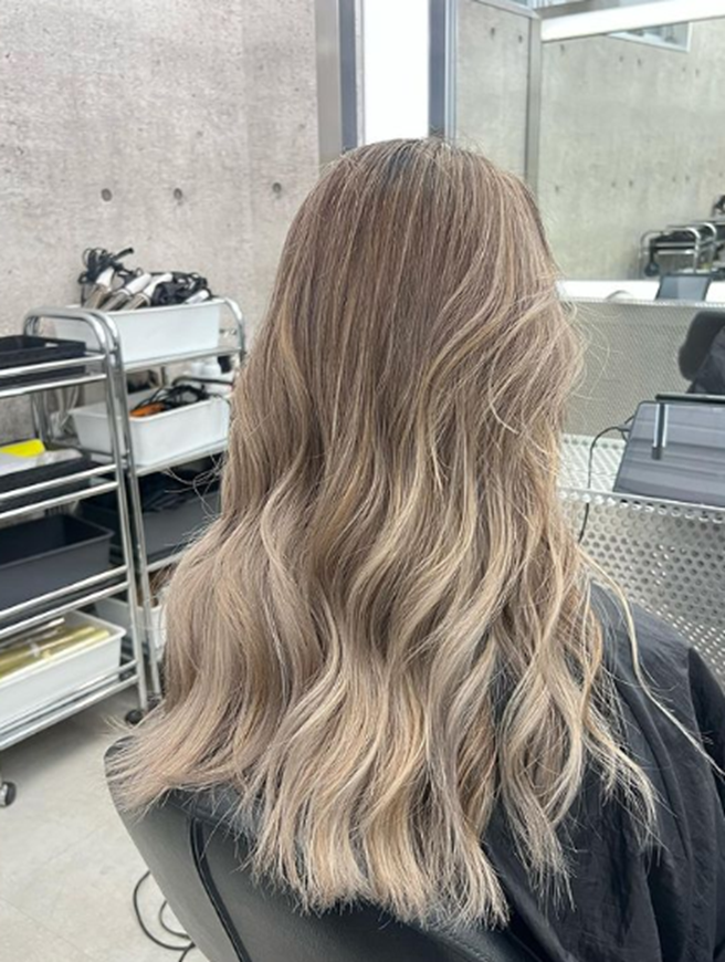 Grey Blonde Long Layered Hairstyle