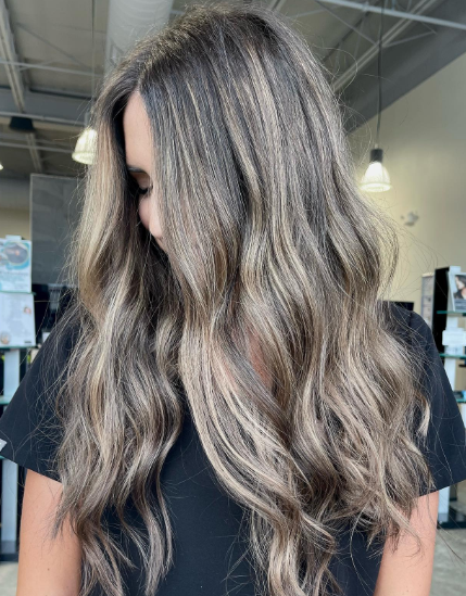 Grey Messy Long Hairstyle For Women