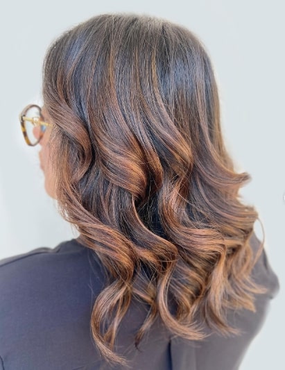 Multi-Dimensional Hairstyles With Caramel Highlights