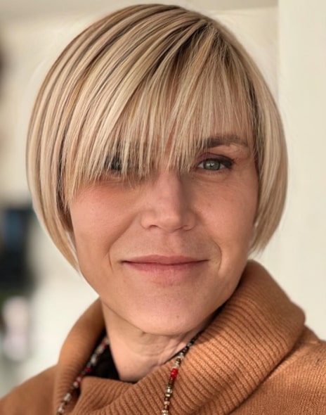 Ombre Blonde Hairstyles For Women Over 50 With Bangs