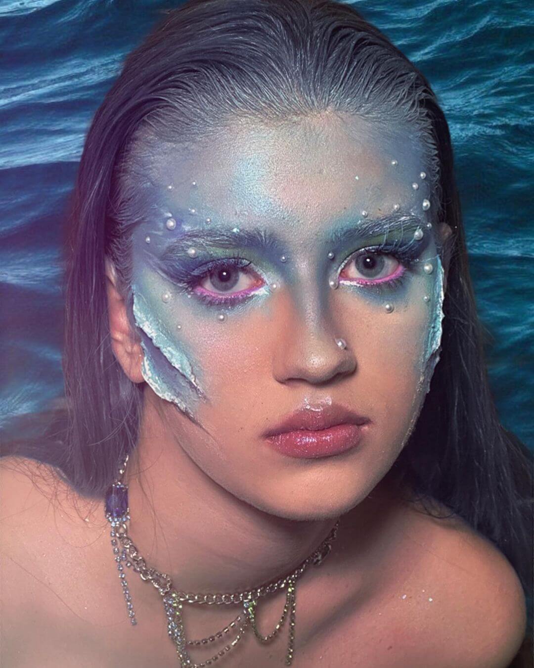 Sea Maid mermaid makeup lo