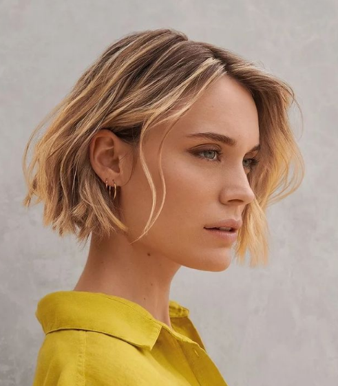 Stubby Short Hairstyle For Thick Wavy Hair