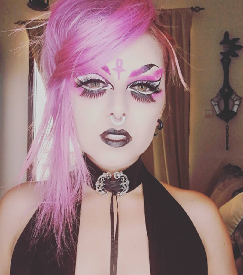 Trendy Pink Goth Makeup 